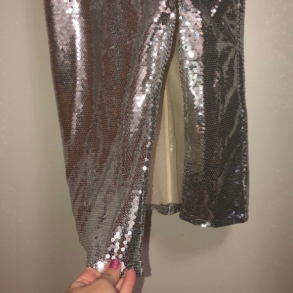 Silver sequin midi dress with side slit - Picture 4 of 5